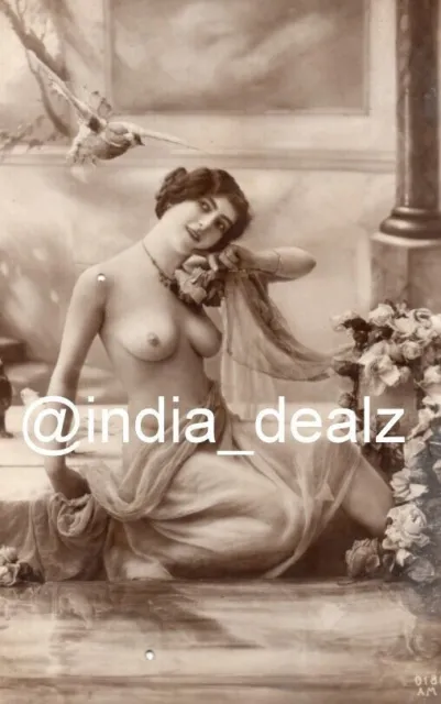 Französisches Frauenmodell posiert nackt nackt 1920er Jahre...