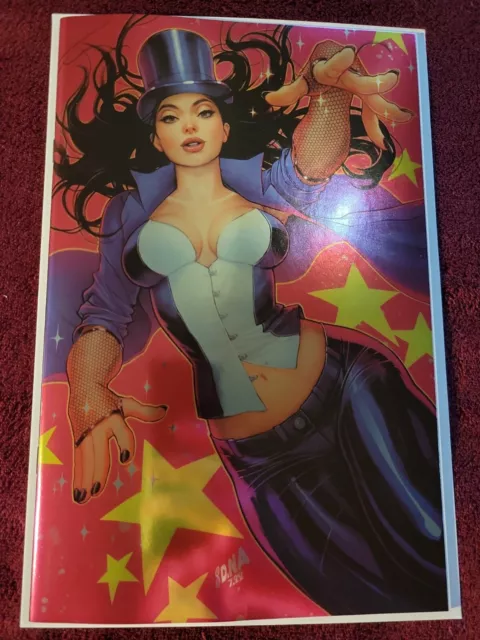 Dark Crisis on Infinite Earths #4 - David Nakayama NYCC FOIL Virgin Variant - NM