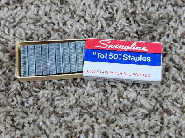 Vintage Box Swingline Tot Chisel Pointed 50 Mini Staples Office Made in USA
