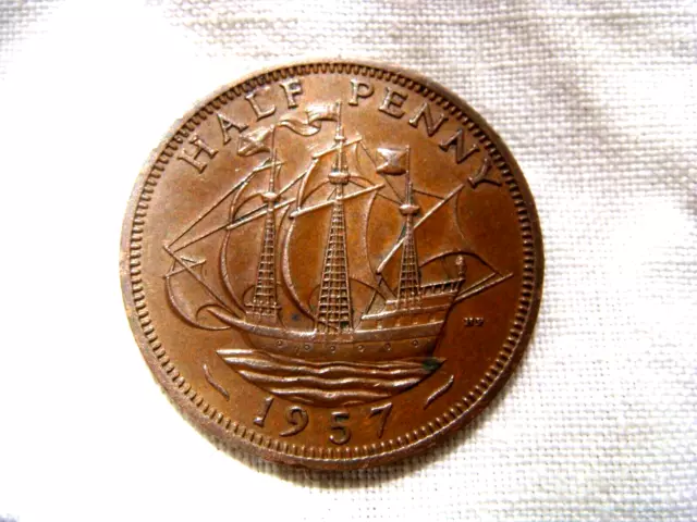 1951 King George VI Golden Hind Sailing Ship Half Penny in Very Fine+ Grade
