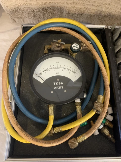 Watts Regulator No. TK-9A Backflow Preventer Pre-owned Test Kit With Case