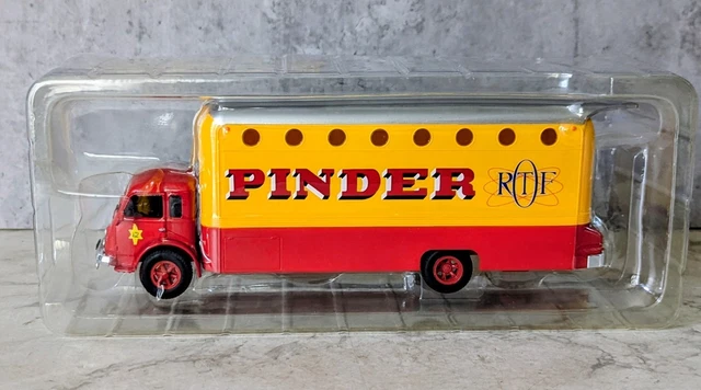 CORGI Héritage, Peugeot D3A, Grand Orchestre Cirque PINDER (1/43