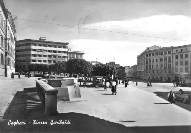 Cartolina Sardegna Cagliari Piazza Garibaldi Viaggiata