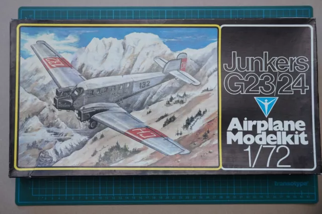 Flugzeug - Modellbaukasten | Junkers G23|G24 | 1:72 | VEB Plasticart | Nr. 15600