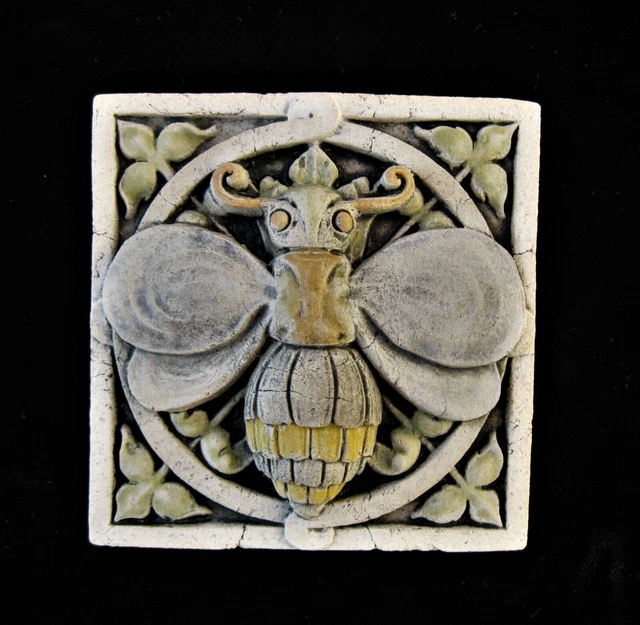 Bee  Garden   Gothic Ellison Tile