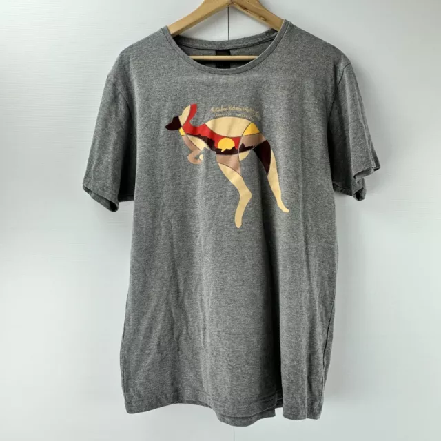 Stockmans Hall Of Fame T-Shirt Grey Large Kangaroo Indigenous Australia Tracked