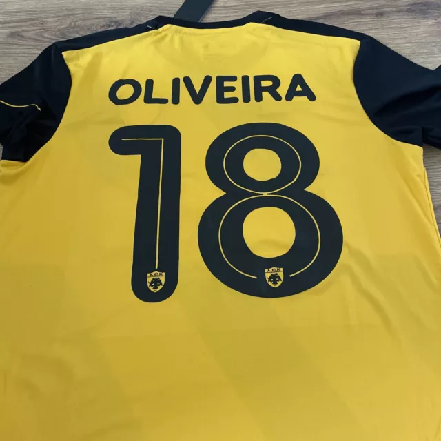 AEK Athen 2019/2020 Heimshirt Large 18 Oliveira Brandneu mit Etikett 3