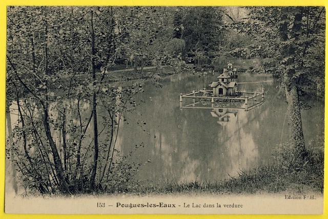 cpa 58 - POUGUES les EAUX (Nièvre) Le LAC dans la Verdure COLOMBIER sur l'Eau