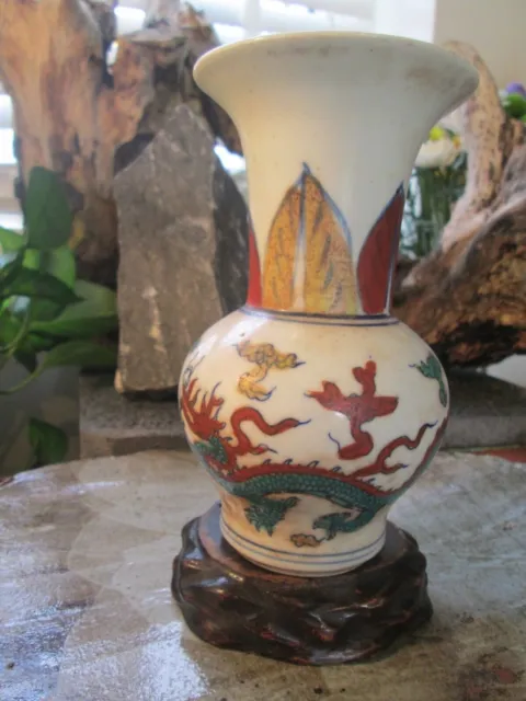 Wanli Wucai Chinese Dragon Gu Vase. 5 Claw Dragon. Antique Porcelain