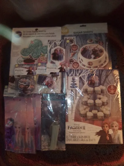 Frozen 2 Wilton Cupcake Deco & Party Supplies Lot