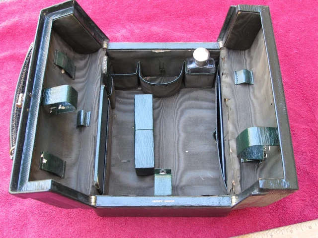 Antique ASPREY English TOILETRY CASE-Green Leather-Some Fittings-As Is-Ca. 1913