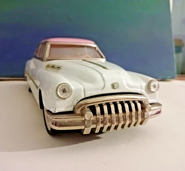 Voiture Ancienne En Tôle à Friction – Buick Roadmaster – Jouet Vintage