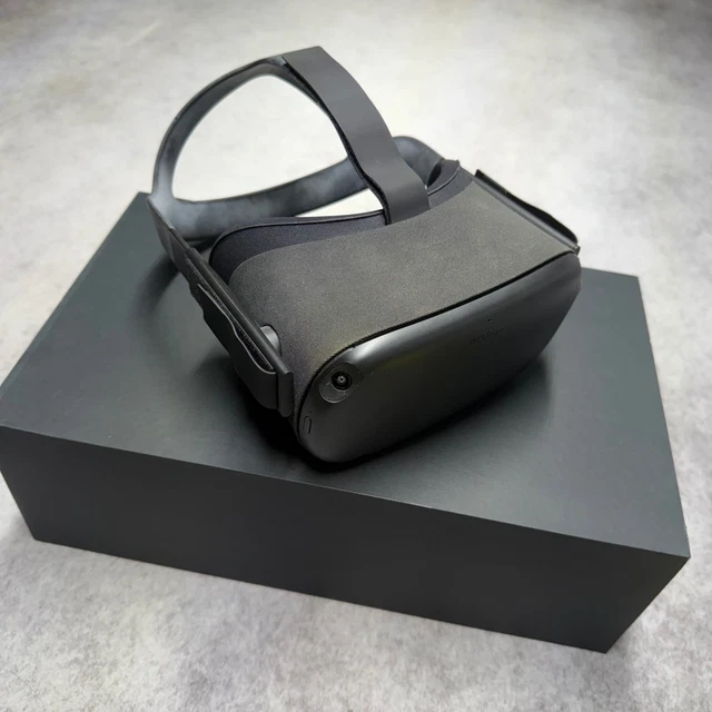 OCULUS QUEST 1 Black Virtual Reality Headset Black 64GB - Headset