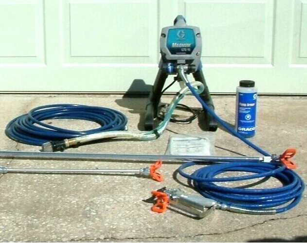 GRACO MAGNUM LTS 15 Airless Paint Sprayer with Gun Extensions Hoses