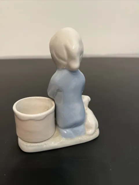 Vintage Keramik kniendes Kind im Gebet mit Lammfigur Votivkerzenhalter 3