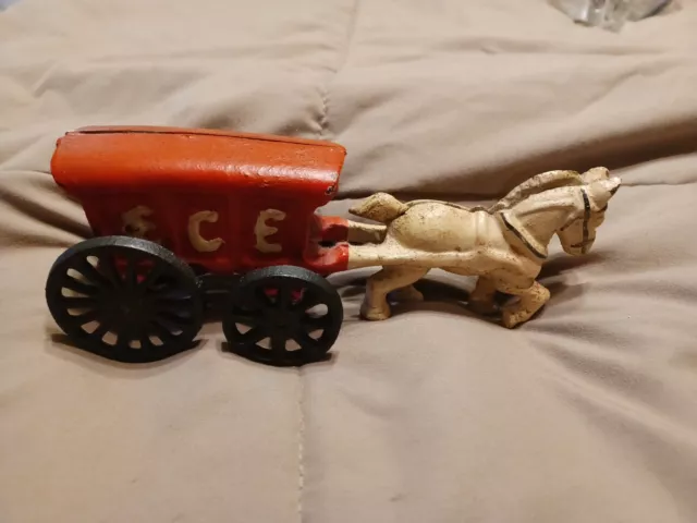 Vintage Cast Iron Ice Wagon Horse Drawn Carriage Buggy 8" Long Red White