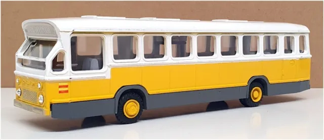 Lion Toys 1/50 Scale Diecast No.38 - DAF City-Bus - Yellow/White