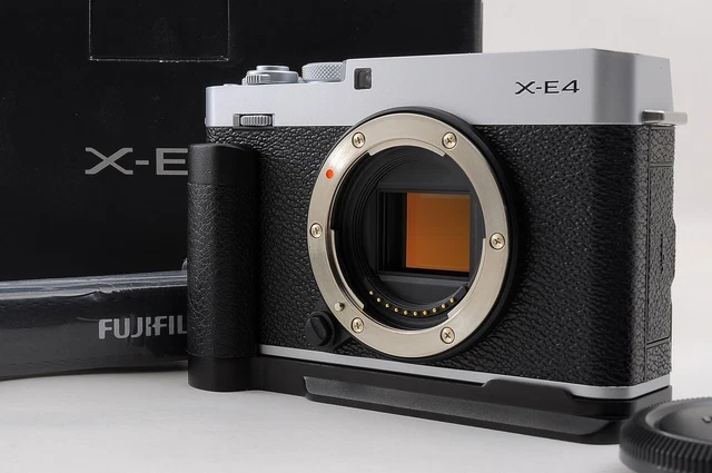 Mint in Box 7942 shots Fujifilm X-E4 26.1MP Mirrorless Digital Camera Silver