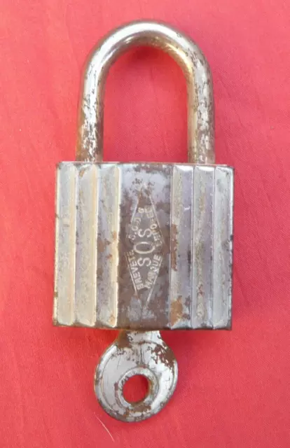 ANCIEN CADENAS SOS  série 38 AVEC   clé ,  VINTAGE PADLOCK with key