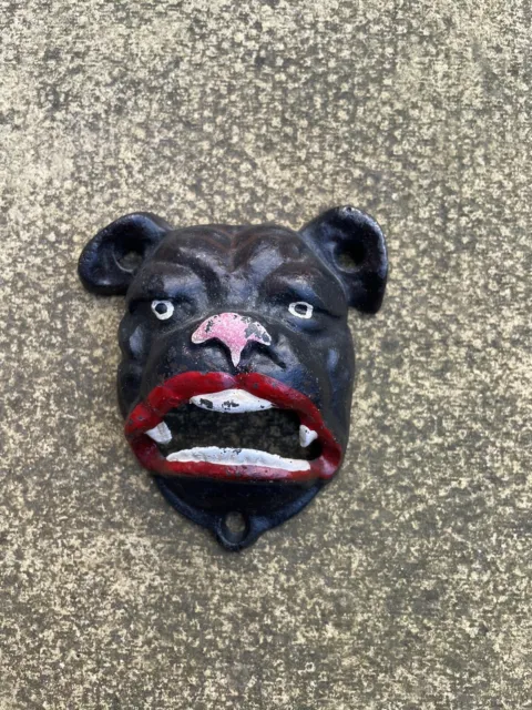 Attacco A Parete Apertura Bottiglia Bulldog Nero Ghisa Vintage