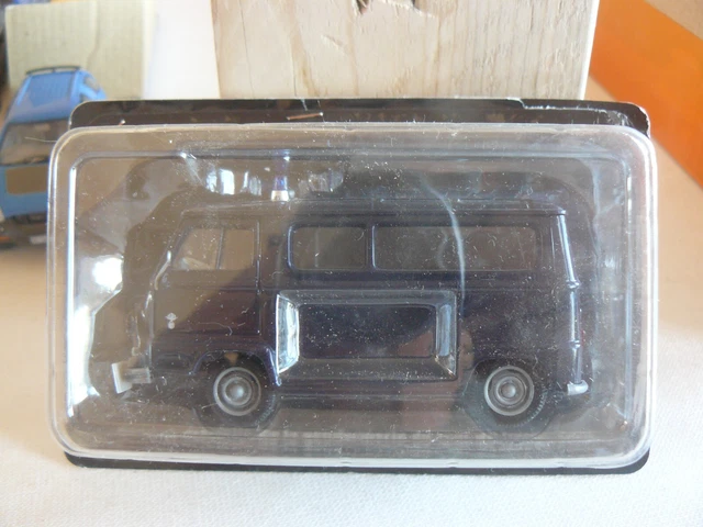 Renault Estafette " Gendarmerie " Tour de France 1963     1/43 Atlas NB