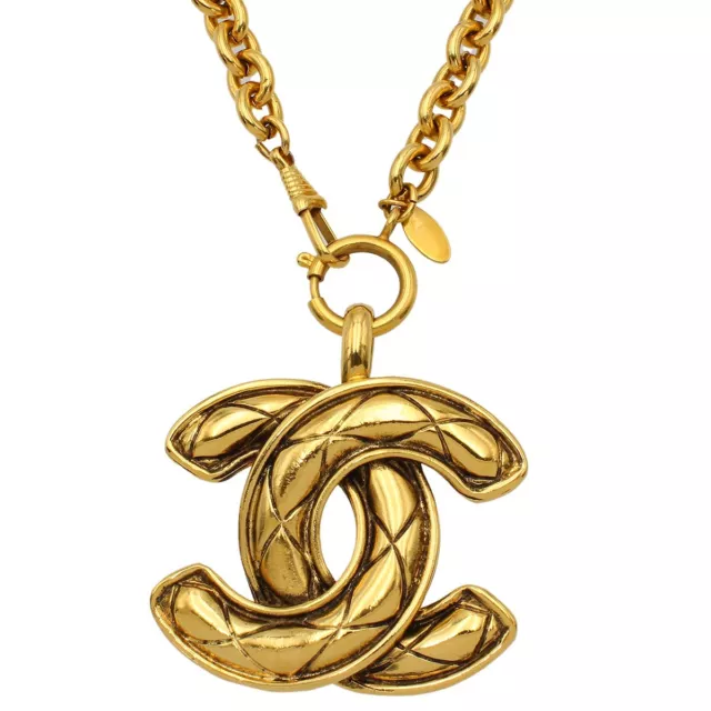 CHANEL Gold-tone Coco Mark CC Logo Quilted Chain Necklace Pendant Vintage D2734