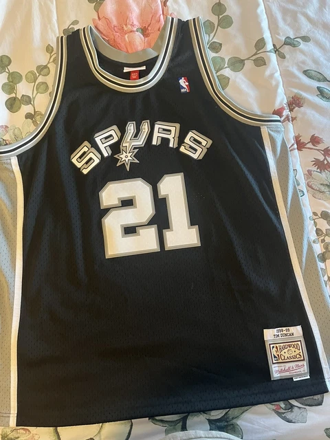 San Antonio Spurs Tim Duncan Mitchell & Ness Hardwood Classics Swingman Jersey