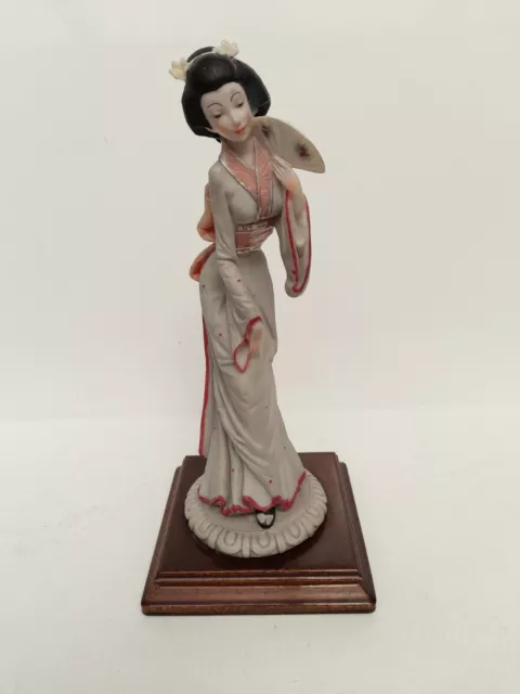 Eine Belcari Geisha Figur 1986 Vintage Capodimonte handbemalt schön