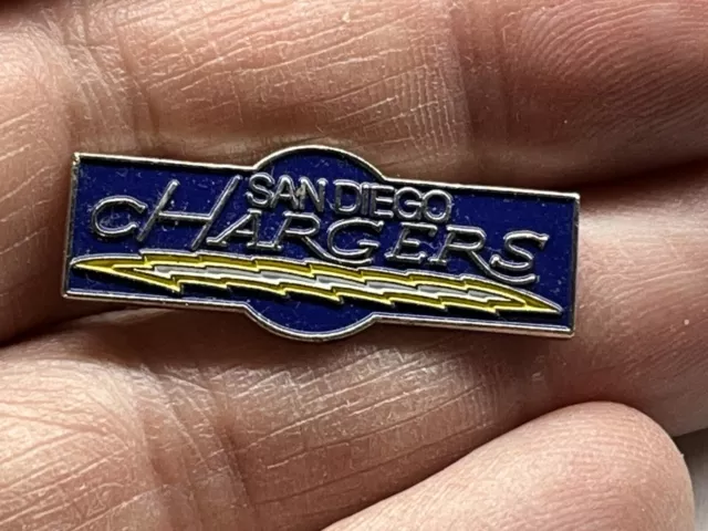 Vtg NFL Football SAN DIEGO CHARGERS Lapel Hat Pin ***READ