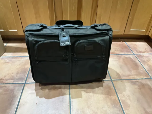 Tumi Alpha 2 Wheeled Rolling 22" Garment Bag Ballistic Suitcase 22033DH - CLEAN!