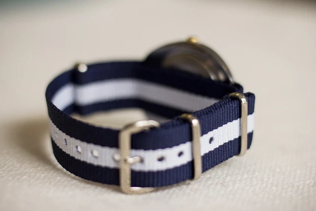 Dapper Hundemarken-Schalldämpfer – AirTag-Halter Aus Ballistischem Nylon, Stoppt Das Klingeln