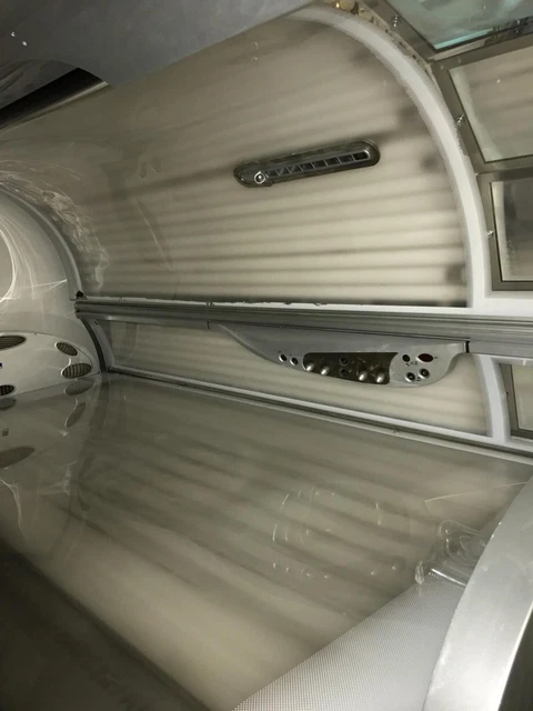 Solarium UWE S Class Sonnenbank