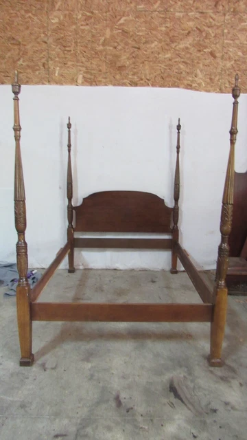 Queen Size Poster Bed Mahogany Designer