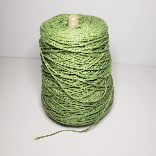 Carrete de cono de tejido a máquina - hilo de algodón suave de color verde 13,6 oz