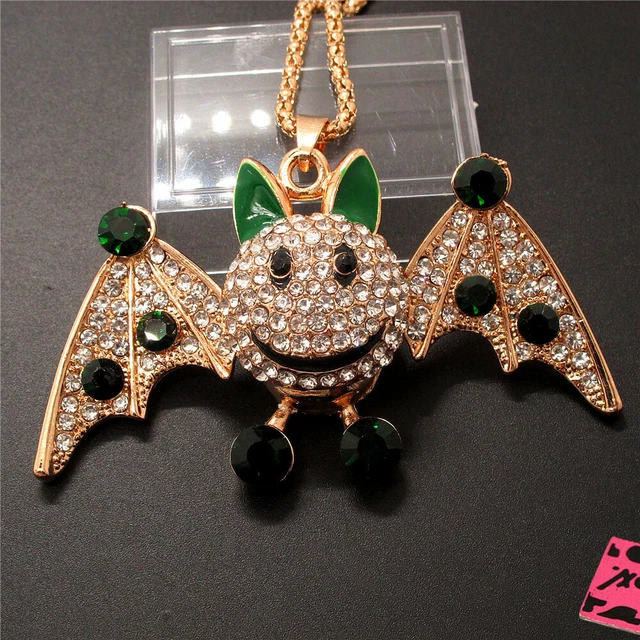 Betsey Johnson Green Bling Cute Bat Crystal Animal Sweater Chain Necklace