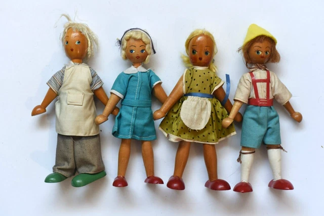 Lot of 4 Vintage Wooden Polish Poland Peg Dolls (J-11)