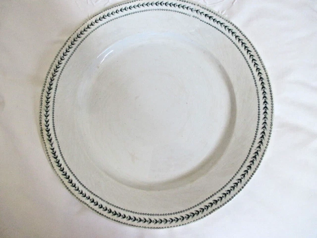 Grand Plat Ancien Faïence De Gien - Bouquets De Roses - Diam 32,5 Cm - 1900-1919