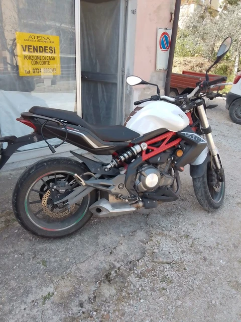 benelli bn 302 moto