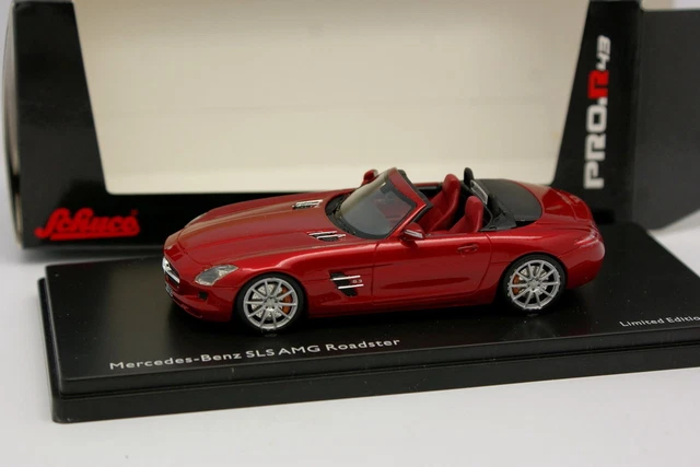 Miniature Minichamps Mercedes 300 CE Coupé 1/43 – Modèle De Collection état Impeccable