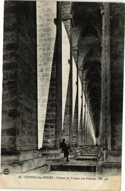 CPA CUBZAC-les-BRIDGES-Voutes du Viaduct des Pedestons (176776)