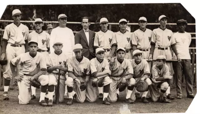 1930s Original Cuban  Baseball Amateur Team Photo VEDADO TENNIS CLUB BBC Habana