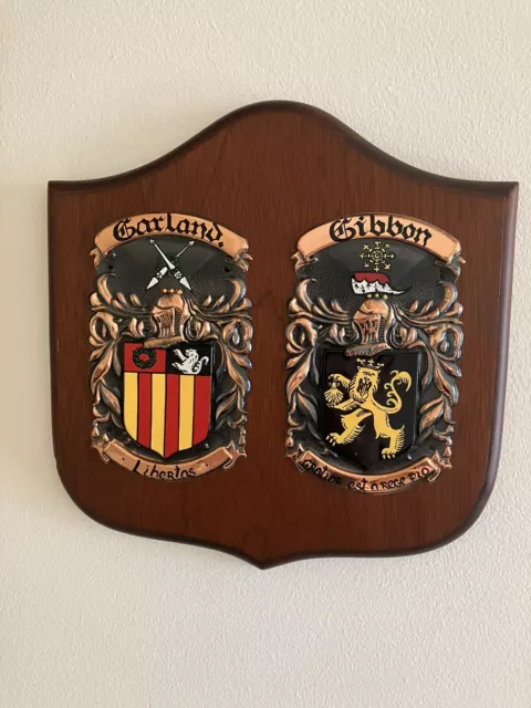 Family Heraldry Crest Shield Coat Of Arms Garland& Gibbon 27x27 Cm Wall Mount
