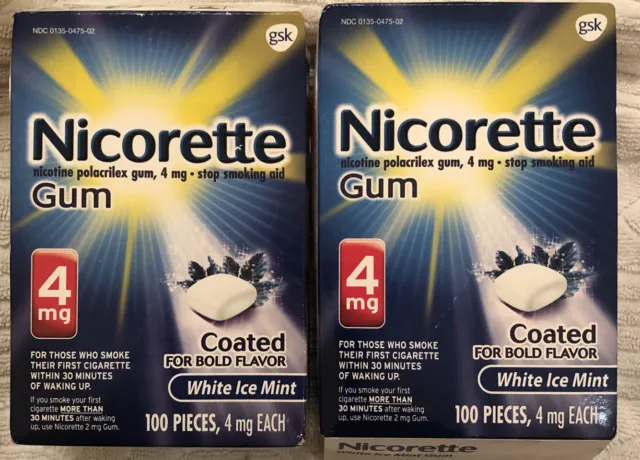 2 chicles Nicorette 4 mg blancos como nuevos 100 piezas cada uno. 200 piezas en total. ¡NUEVO!¡!