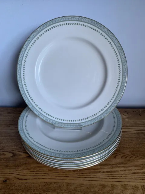 Royal Doulton Berkshire X7 Dinner Plates 10.75” Green Rim Excellent