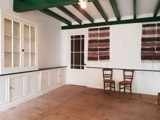 A rénover jolie maison de village en pierre, grand potentiel sans vis-à-vis A rénover jolie maison de village en pierre, grand potentiel sans vis-à-vis