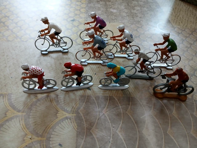 OPO 10 – Lot De 3 Figurines Coureurs Cyclistes – Tour De France 2023 – échelle 1/18 – Compatible SOLIDO – Collection Miniature