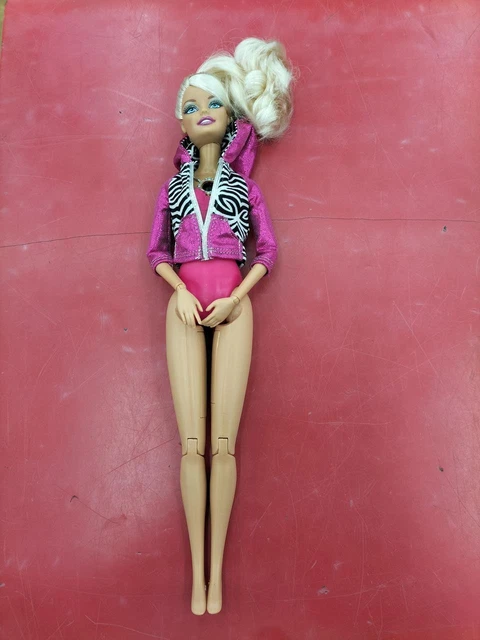 THE BARBIE LOOK brunette azur POOL CHIC 2016 Mattel DVP56 poupée brunette NRFB