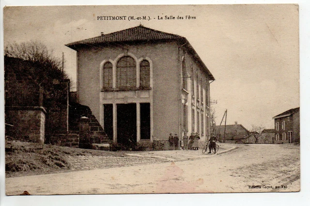 PETITMONT - Meurthe et Moselle - CPA 54 - la salle des fetes
