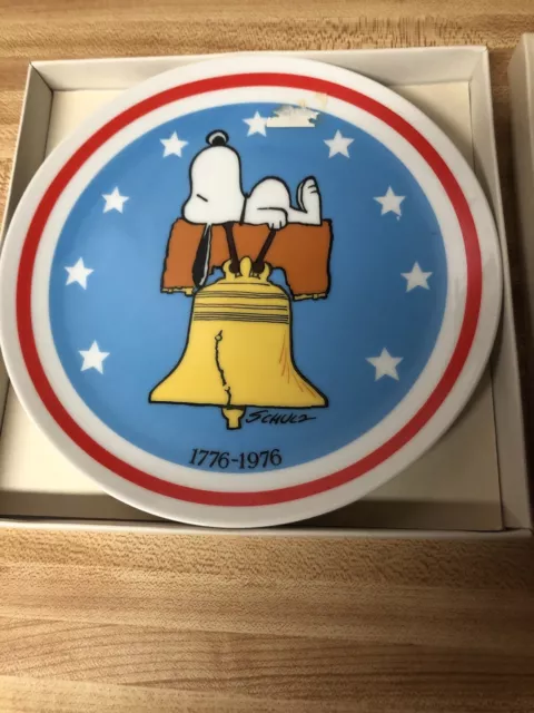 Vintage 1976 Snoopy Liberty Bell Bicentennial plate Schultz Peanuts Schmid