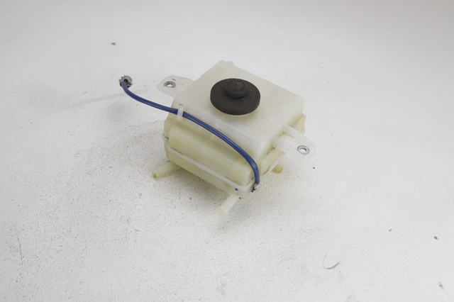 Toyota Auris E180 1.8 Hybrid 2013 Bremsflüssigkeit Tank 4722002440